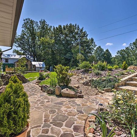 Charming Cottage Less Than 10 Mi To Wineries And Skiing! Nellysford ภายนอก รูปภาพ