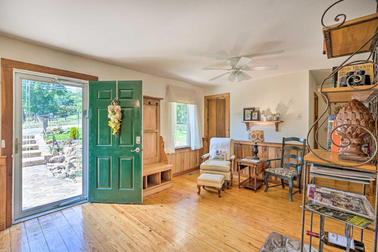 Charming Cottage Less Than 10 Mi To Wineries And Skiing! Nellysford ภายนอก รูปภาพ
