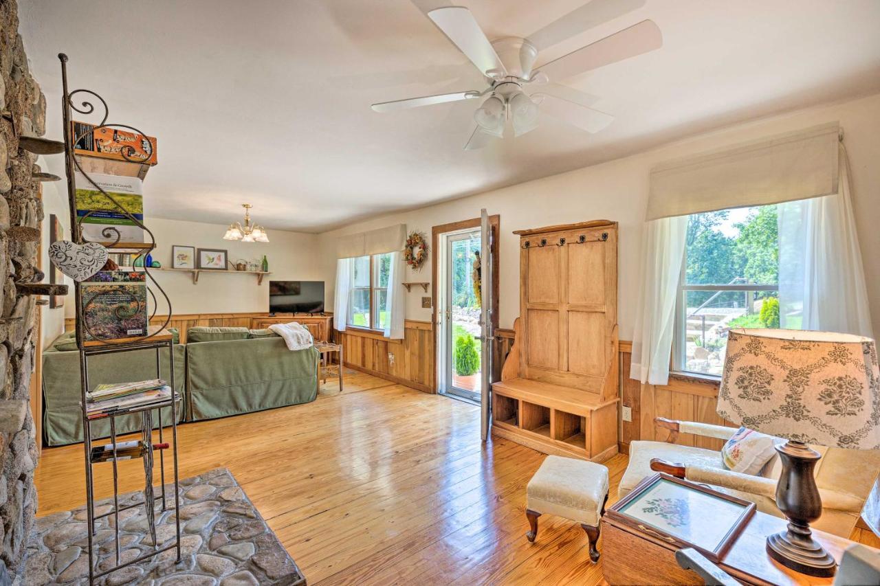 Charming Cottage Less Than 10 Mi To Wineries And Skiing! Nellysford ภายนอก รูปภาพ