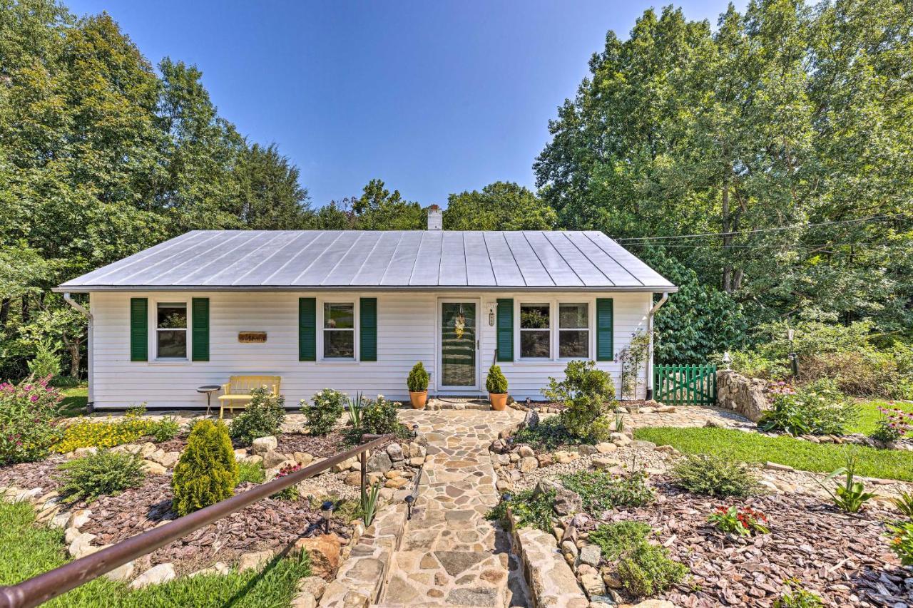 Charming Cottage Less Than 10 Mi To Wineries And Skiing! Nellysford ภายนอก รูปภาพ