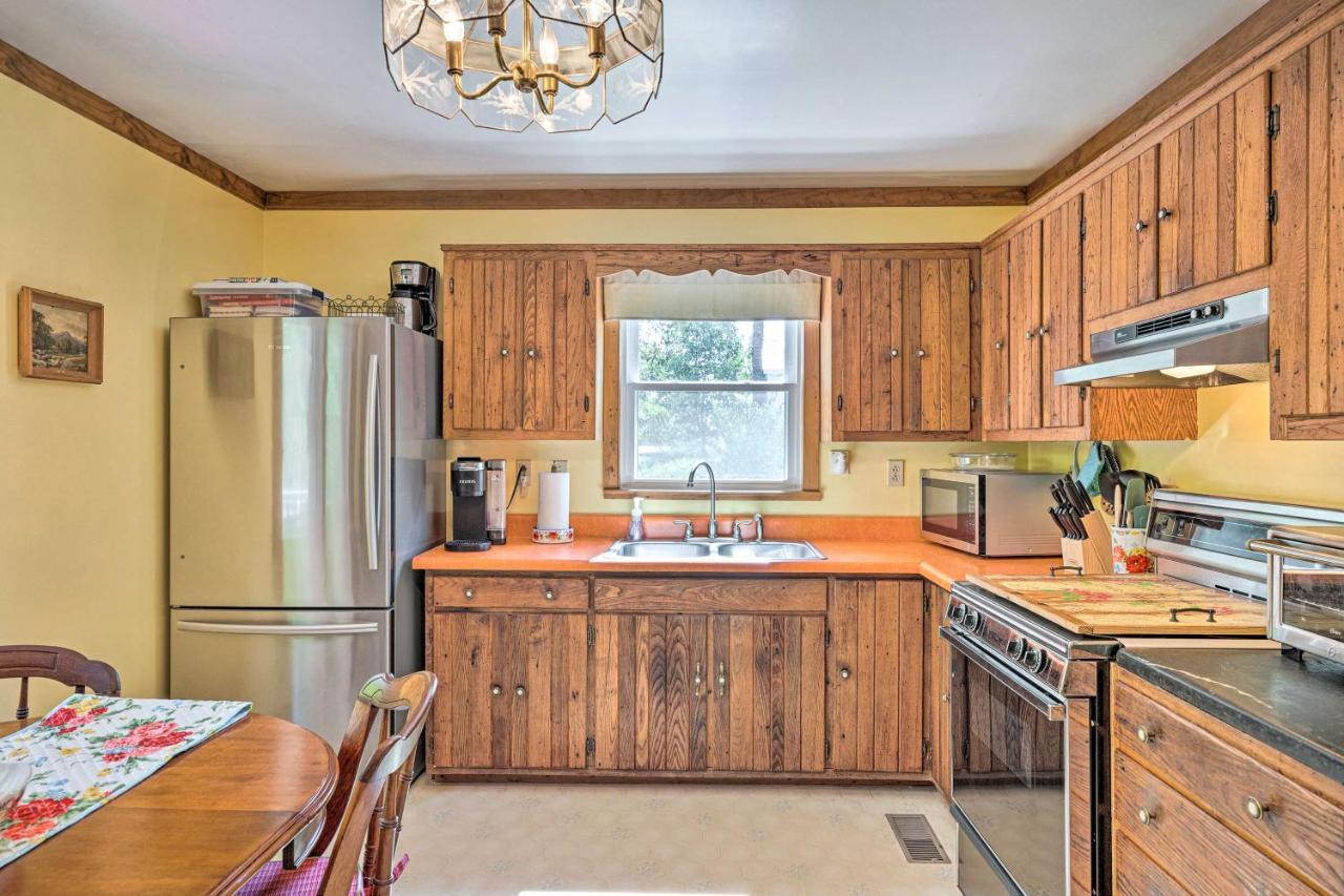 Charming Cottage Less Than 10 Mi To Wineries And Skiing! Nellysford ภายนอก รูปภาพ