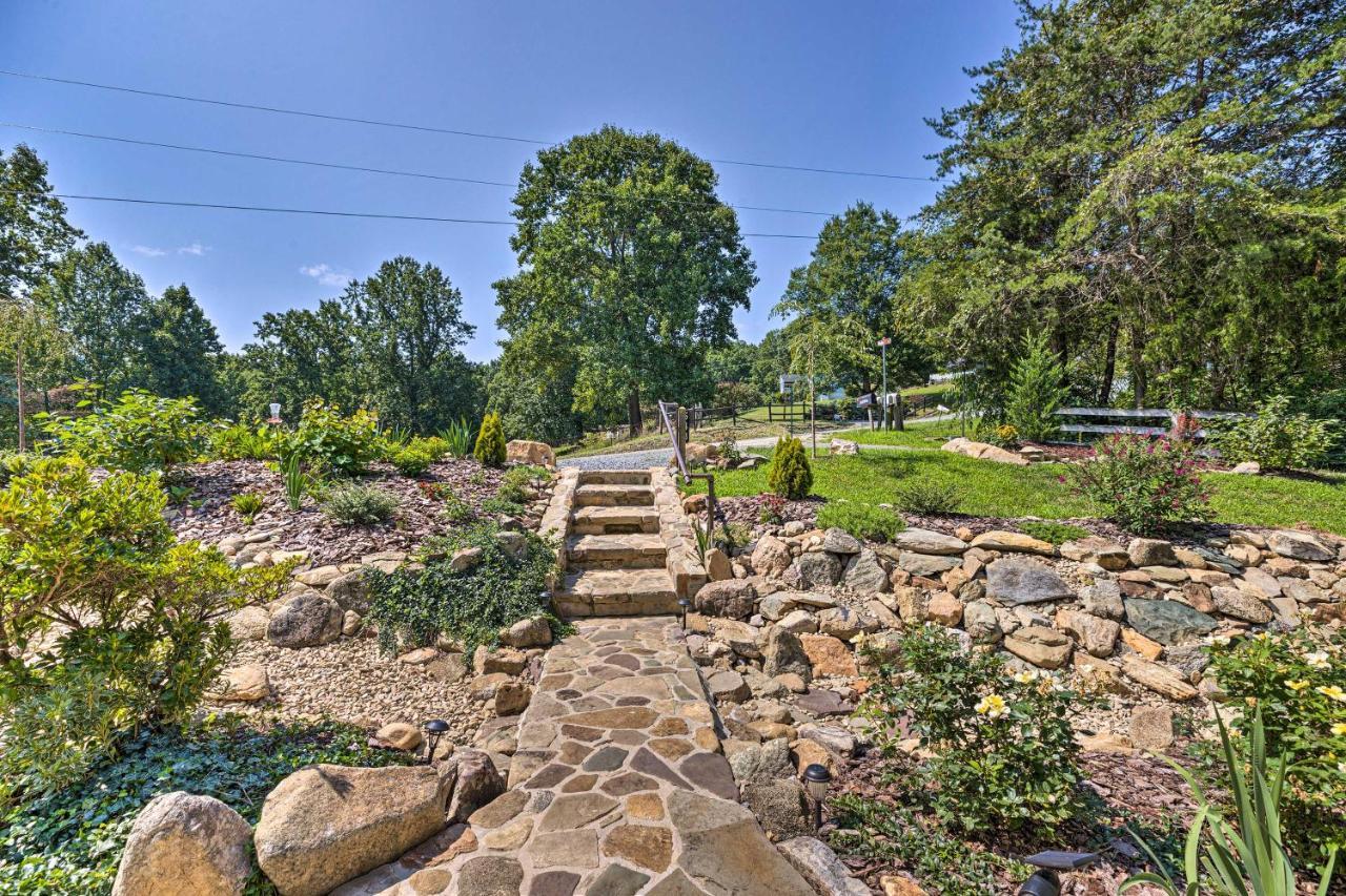 Charming Cottage Less Than 10 Mi To Wineries And Skiing! Nellysford ภายนอก รูปภาพ